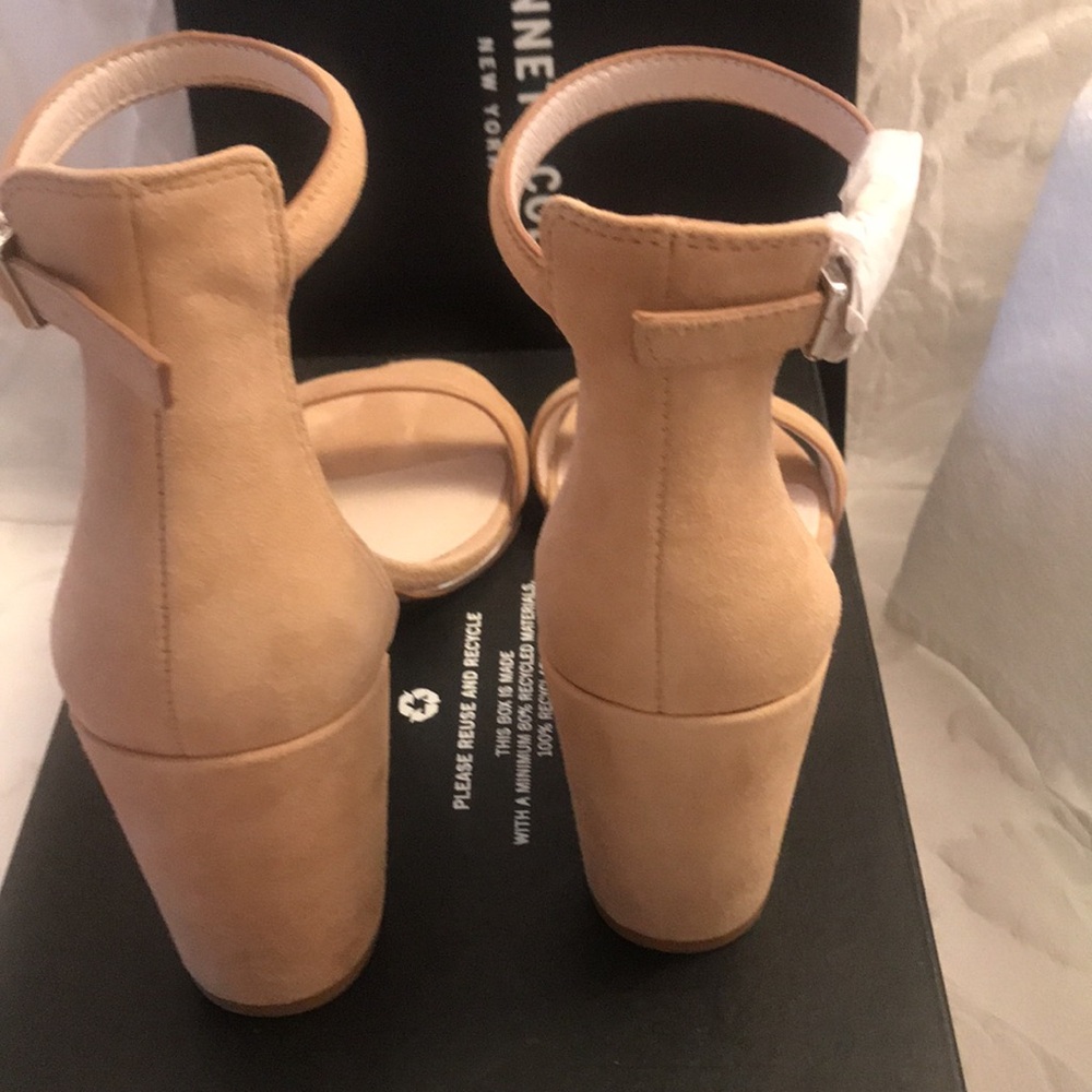 Kenneth Cole Women's Tan Heeled Sandals - Picture 6 of 13